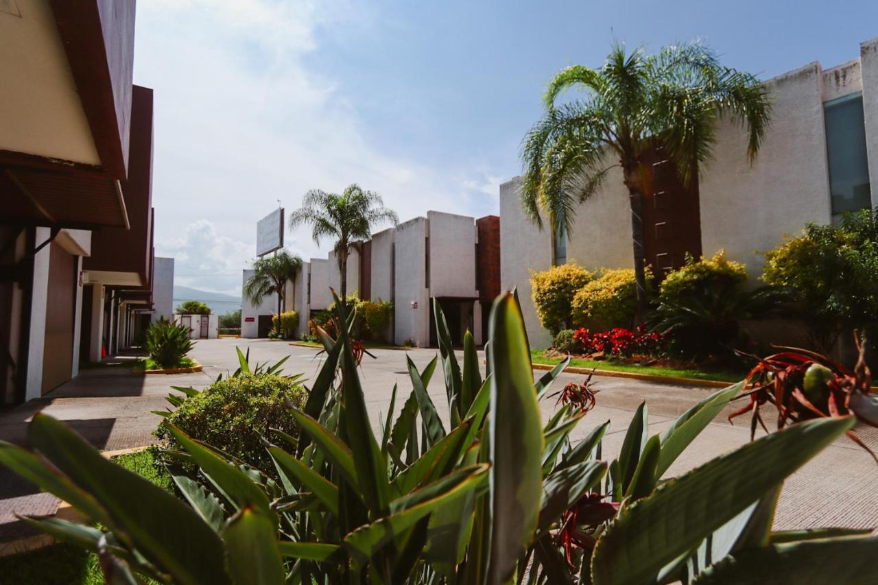 Auto Hotel Las Maravillas Santa Cruz Xoxocotlan Bagian luar foto